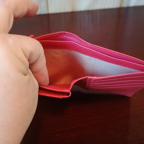 YSL Patent Leather Kisslock Coin Pouch Wallet - Picture 5 of 5